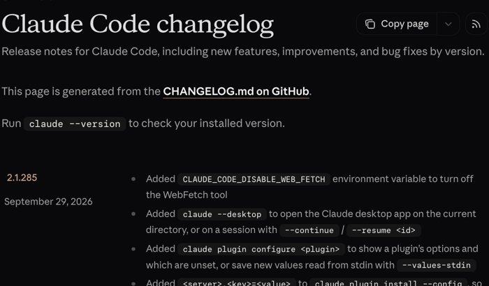 Claude Code 공식 changelog 페이지. v2.1.285 항목에 CLAUDE_CODE_DISABLE_WEB_FETCH 환경변수, claude --desktop 명령, claude plugin configure 명령이 추가됐다고 적혀 있다