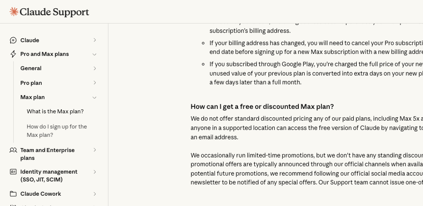 Anthropic 헬프센터 What is the Max plan 문서의 Does the Max plan have any usage limits 항목. 세션 한도 5시간 리셋과 주간 한도가 계정에 배정된 고정 시각에 리셋된다는 설명
